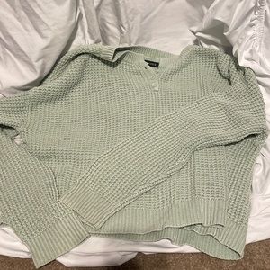 Kendall & Kylie green knitted sweater